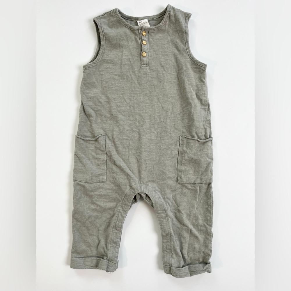 🩵 4/$20 H&M Gray Kids Jumpsuit